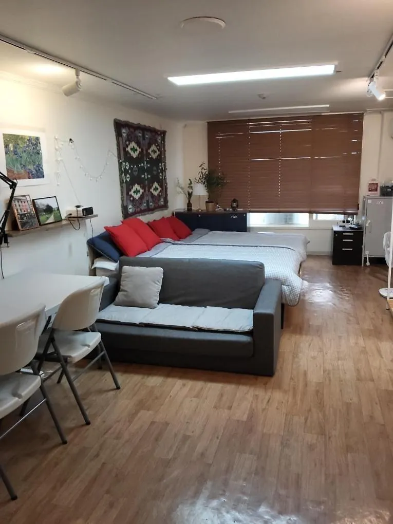 Gangnam Reasonable Price House Appartement Seoel
